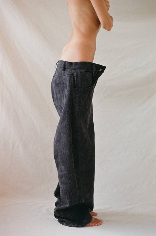 Stonewashed denim jeans in black