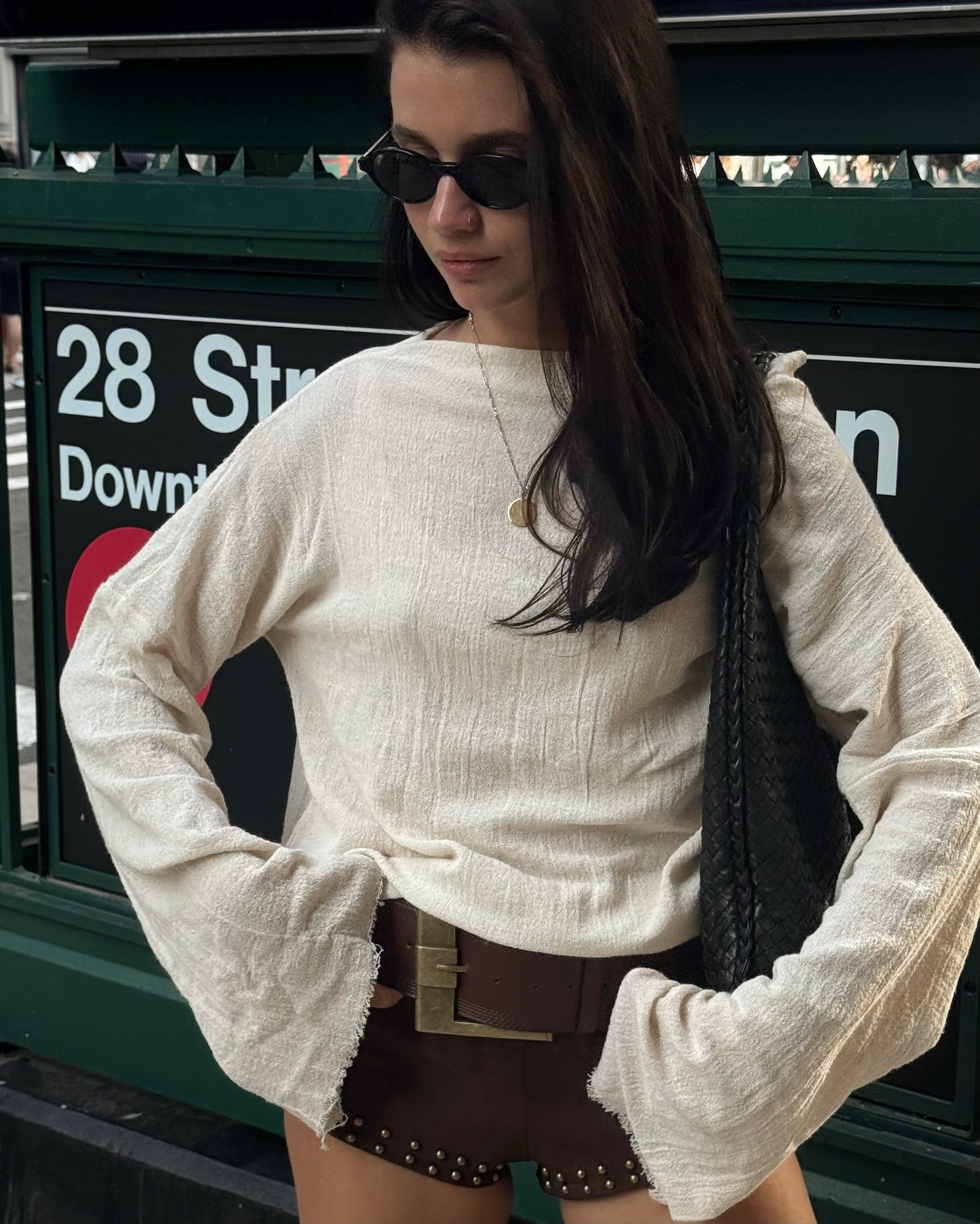 Cotton top with long sleeves in cream