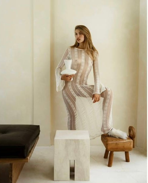 Naked lace dress in cream